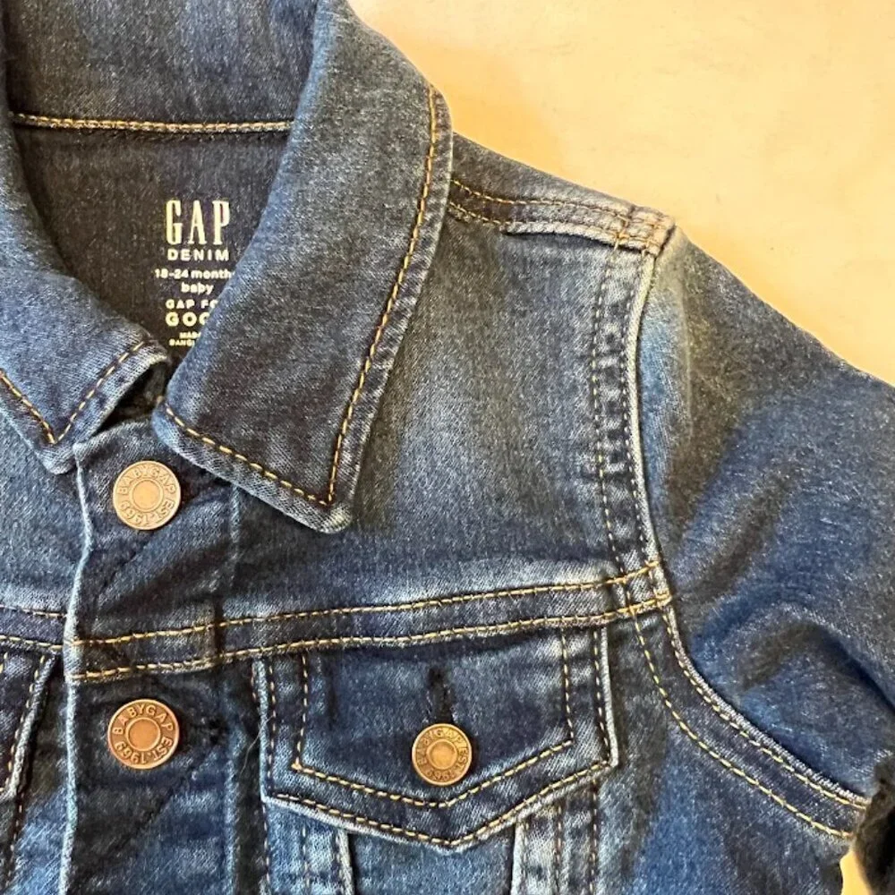 Gap toddler denim jacket 18-24 Months Stretch FALL